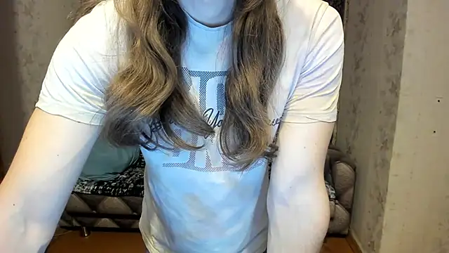 Snapshot of Marrymepls chatting on 03/14/25, 02:41 Marrymepls online show from 03/14/25, 02:41