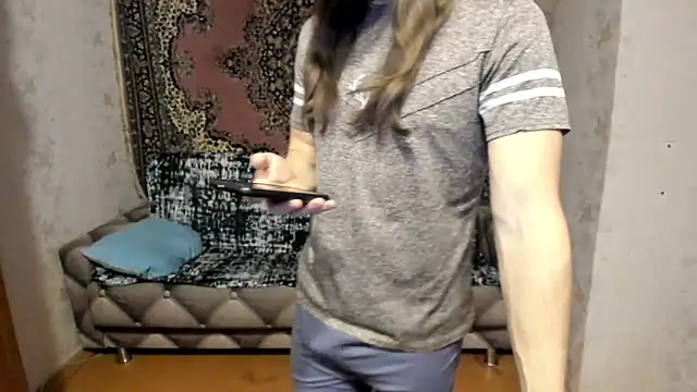 Snapshot of Marrymepls chatting on 03/15/25, 05:37 Marrymepls online show from 03/15/25, 05:37