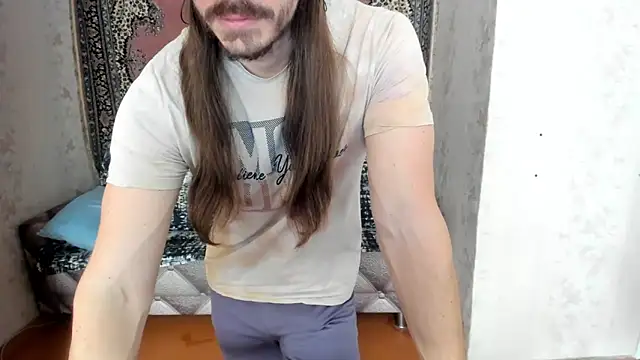 Snapshot of Marrymepls chatting on 03/22/25, 08:08 Marrymepls online show from 03/22/25, 08:08