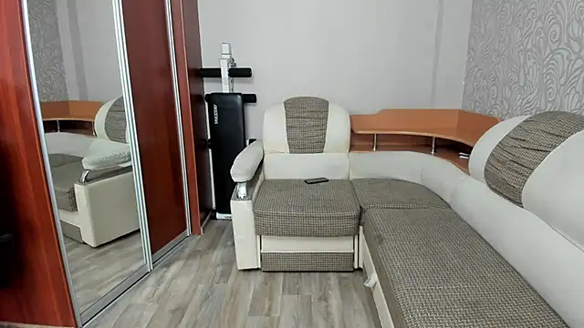 Snapshot of Marrymepls chatting on 09/14/25, 04:11 Marrymepls online show from 09/14/25, 04:11