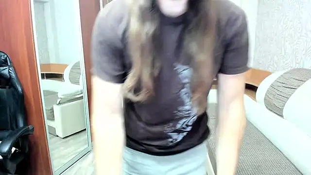 Snapshot of Marrymepls chatting on 09/20/25, 04:52 Marrymepls online show from 09/20/25, 04:52