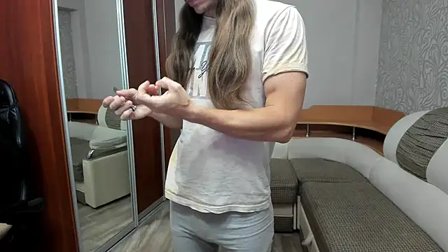 Snapshot of Marrymepls chatting on 09/29/25, 12:38 Marrymepls online show from 09/29/25, 12:38