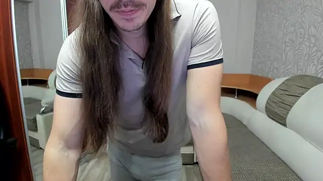 Snapshot of Marrymepls chatting on 10/03/25, 02:36 Marrymepls online show from 10/03/25, 02:36