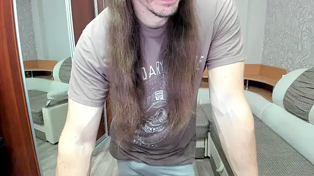 Snapshot of Marrymepls chatting on 10/31/25, 01:34 Marrymepls online show from 10/31/25, 01:34