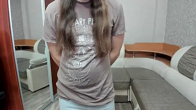 Snapshot of Marrymepls chatting on 11/04/25, 04:11 Marrymepls online show from 11/04/25, 04:11