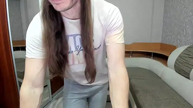 Snapshot of Marrymepls chatting on 11/09/25, 02:59 Marrymepls online show from 11/09/25, 02:59