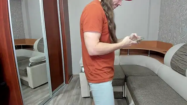 Snapshot of Marrymepls chatting on 11/10/25, 08:13 Marrymepls online show from 11/10/25, 08:13