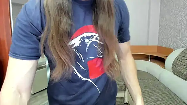 Snapshot of Marrymepls chatting on 11/11/25, 05:51 Marrymepls online show from 11/11/25, 05:51