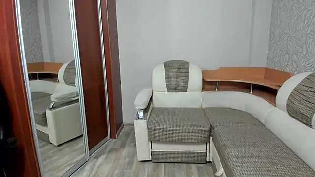 Snapshot of Marrymepls chatting on 11/12/25, 02:01 Marrymepls online show from 11/12/25, 02:01