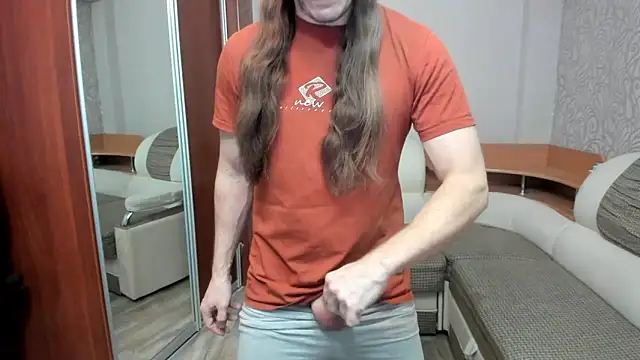 Snapshot of Marrymepls chatting on 12/05/25, 08:34 Marrymepls online show from 12/05/25, 08:34