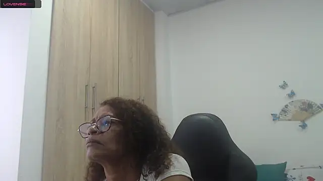 BustyMilf  online show from 01/31/25, 11:56