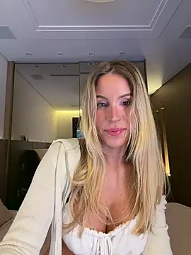 jasminesummer online show from 07/20/26, 03:25