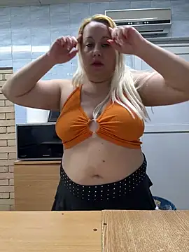 SabinaSweety online show from 02/28/26, 03:02