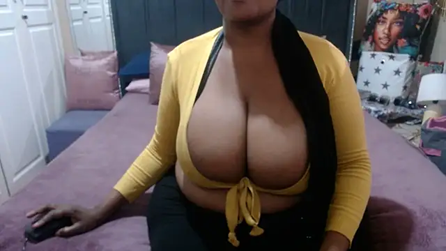 Snapshot of BUSTYDEE chatting on 10/21/25, 06:58 BUSTYDEE online show from 10/21/25, 06:58