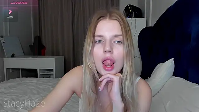 stussy3325 online show from 02/24/25, 05:09