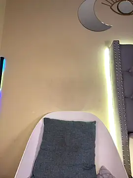 KIARAPRETTY online show from 09/14/25, 03:49