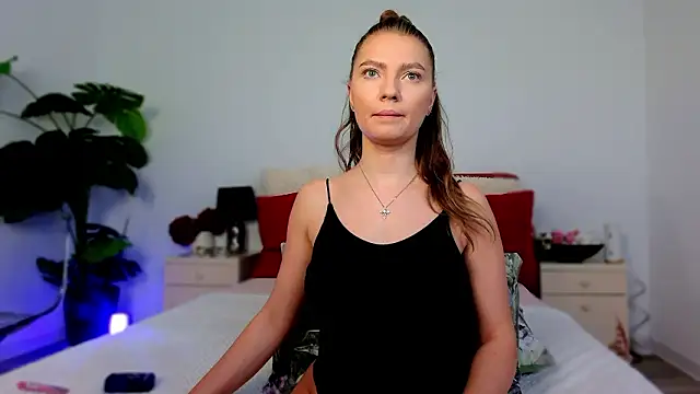 Snapshot of SashaRizz chatting on 02/25/26, 05:17 SashaRizz online show from 02/25/26, 05:17