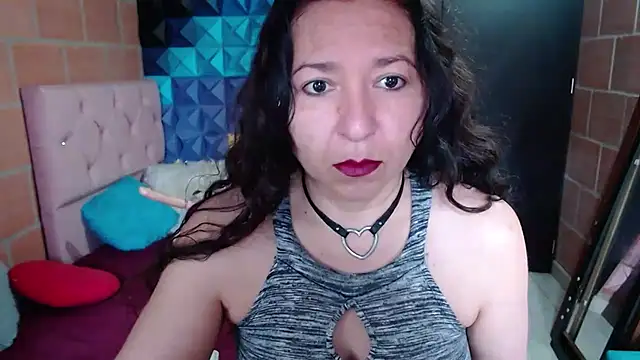 katifoxx online show from 12/30/24, 04:08