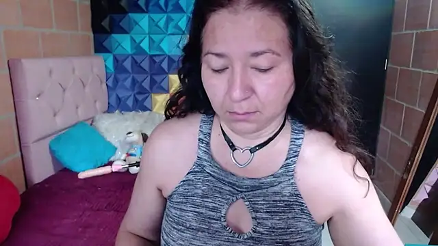 katifoxx online show from 01/05/25, 04:16