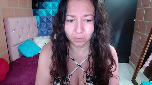 katifoxx online show from 01/06/25, 03:08