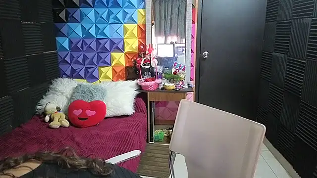 katifoxx online show from 10/02/25, 02:02