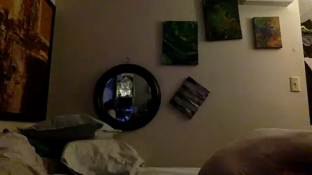 Snapshot of BLOSSOM_GIRL chatting on 01/21/25, 01:11 BLOSSOM GIRL online show from 01/21/25, 01:11