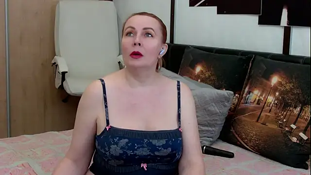 Snapshot of FreeMyFire chatting on 04/15/26, 02:07 FreeMyFire online show from 04/15/26, 02:07