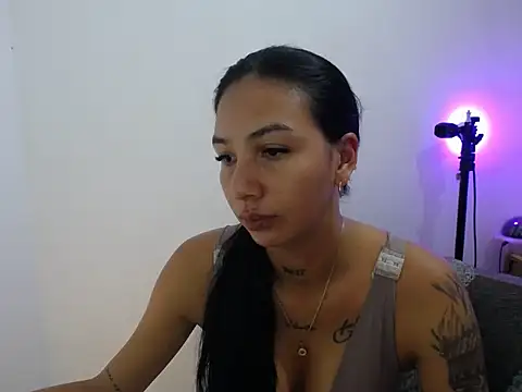 Snapshot of Allyson_Smith chatting on 01/30/25, 11:45 Allyson Smith online show from 01/30/25, 11:45