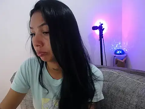 Snapshot of Allyson_Smith chatting on 02/08/25, 11:13 Allyson Smith online show from 02/08/25, 11:13