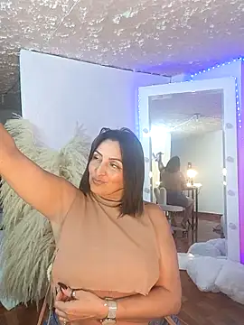 Snapshot of zullyxhot chatting on 11/09/25, 09:57 zullyxhot online show from 11/09/25, 09:57