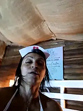 Snapshot of zullyxhot chatting on 03/17/26, 01:10 zullyxhot online show from 03/17/26, 01:10