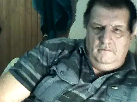 Snapshot of Vyrtous579 chatting on 12/25/24, 03:17 Vyrtous579 online show from 12/25/24, 03:17