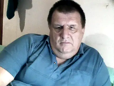 Snapshot of Vyrtous579 chatting on 09/10/25, 03:45 Vyrtous579 online show from 09/10/25, 03:45