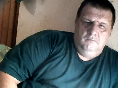 Snapshot of Vyrtous579 chatting on 10/11/25, 03:32 Vyrtous579 online show from 10/11/25, 03:32