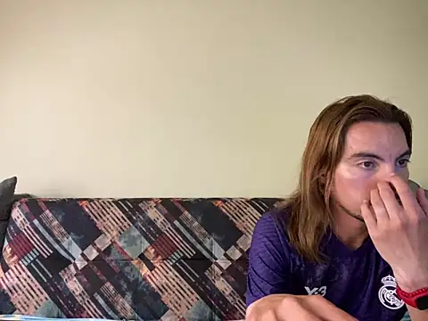 Snapshot of Jack_Emily1 chatting on 02/19/25, 05:49 Jack Emily1 online show from 02/19/25, 05:49