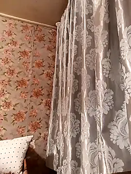 Cerd Ayaz online show from 10/31/25, 03:57