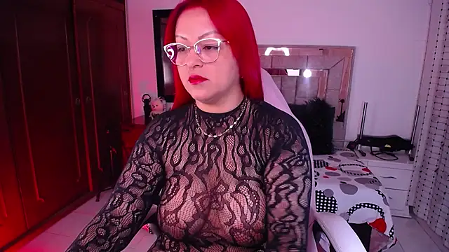 Snapshot of salomecastro_ chatting on 11/04/25, 03:16 salomecastro online show from 11/04/25, 03:16