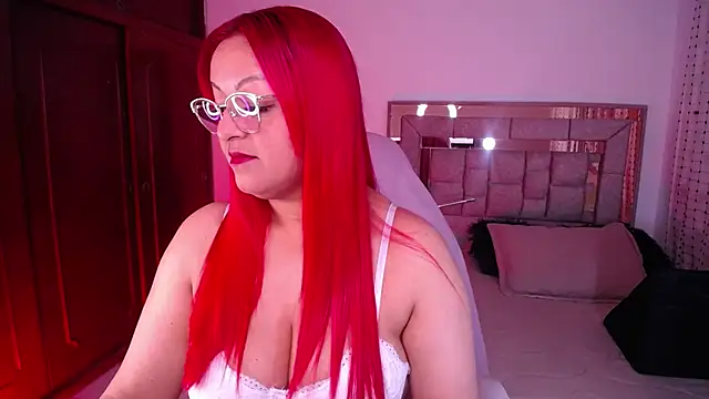 Snapshot of salomecastro_ chatting on 02/03/26, 03:37 salomecastro online show from 02/03/26, 03:37