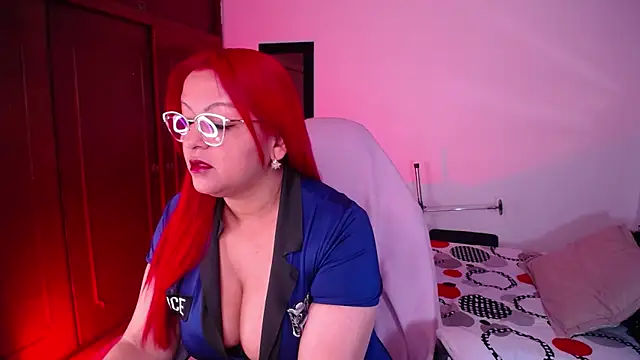 Snapshot of salomecastro_ chatting on 03/11/26, 03:01 salomecastro online show from 03/11/26, 03:01