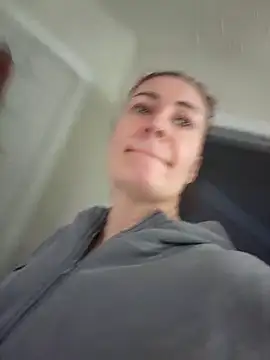 Snapshot of HollyTattoo chatting on 02/17/26, 06:36 HollyTattoo online show from 02/17/26, 06:36