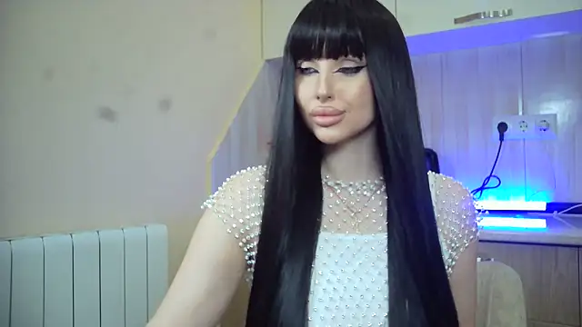 Snapshot of Lady_Joli chatting on 06/12/26, 05:34 Lady Joli online show from 06/12/26, 05:34