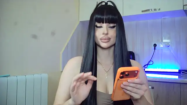 Snapshot of Lady_Joli chatting on 07/31/26, 03:44 Lady Joli online show from 07/31/26, 03:44