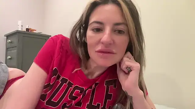 Snapshot of AmandaStarryNight chatting on 12/23/24, 12:57 AmandaStarryNight online show from 12/23/24, 12:57