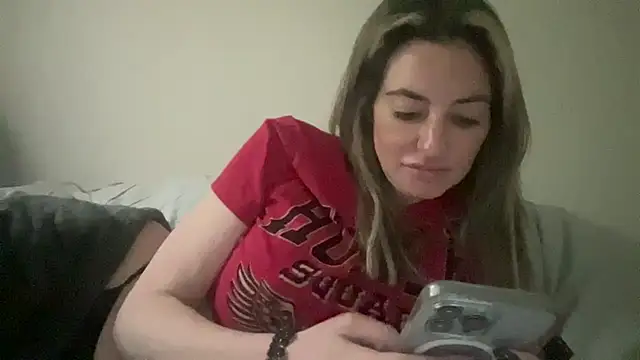 Snapshot of AmandaStarryNight chatting on 02/09/25, 07:52 AmandaStarryNight online show from 02/09/25, 07:52