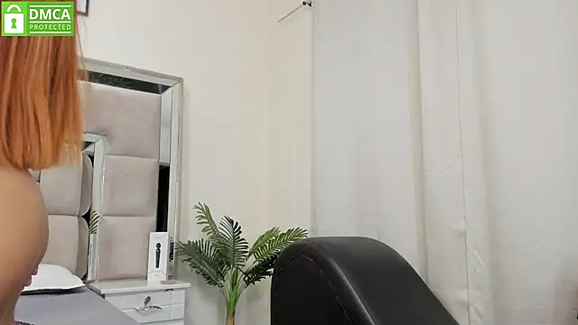 Snapshot of Bellahot387 chatting on 03/06/25, 12:09 Bellahot387 online show from 03/06/25, 12:09