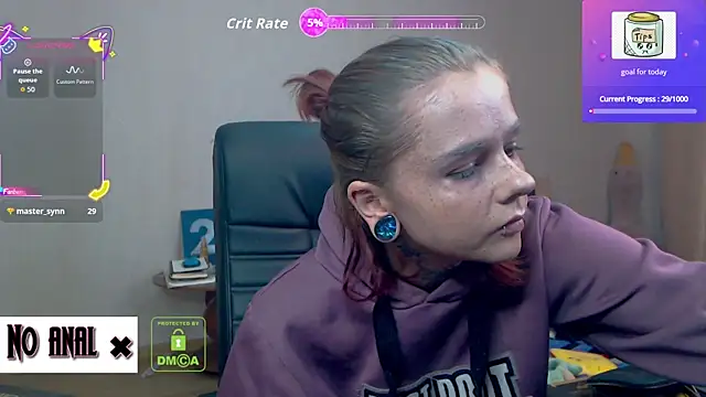 Snapshot of Dark__Elf chatting on 11/25/25, 10:21 Dark Elf online show from 11/25/25, 10:21