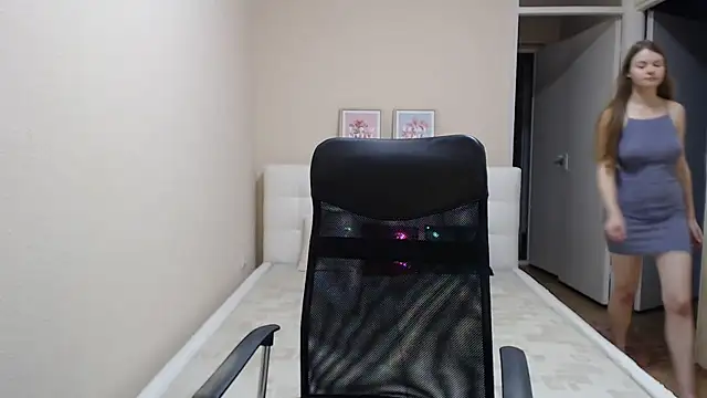 AnnaSweet18 online show from 09/12/25, 06:19