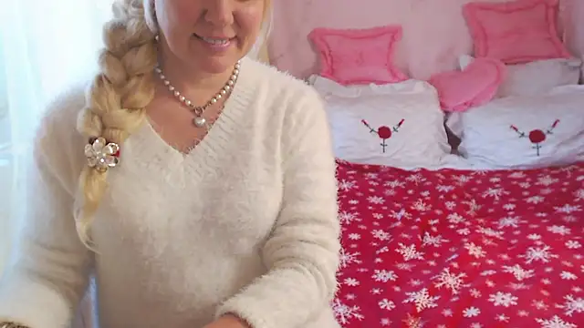 SunnySylvia online show from 02/10/25, 02:26