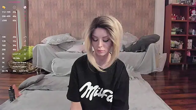 Snapshot of youreyesrgasm chatting on 11/08/25, 10:48 youreyesrgasm online show from 11/08/25, 10:48