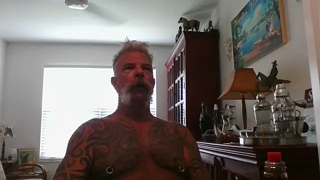 njdbear online show from 09/30/25, 04:01